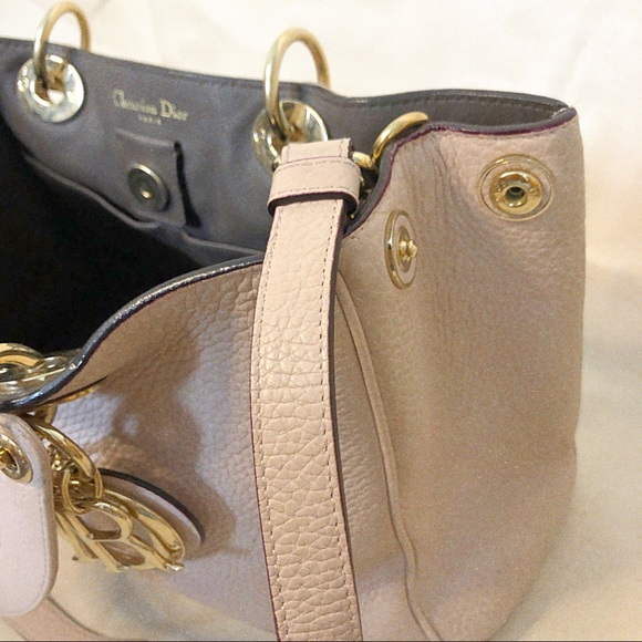 christian dior “diorissimo” tote medium
euc - Picture 5 of 10